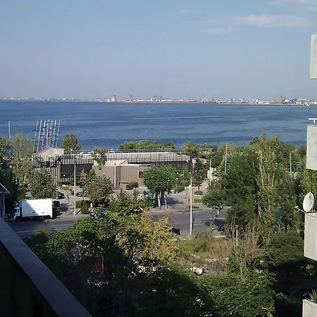 Promenade Apartment With Sea View Thessaloniki Exterior photo